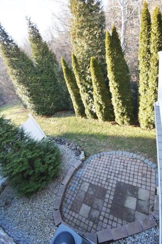 97 Highlands Blvd, Easton PA  18042-7262 exterior