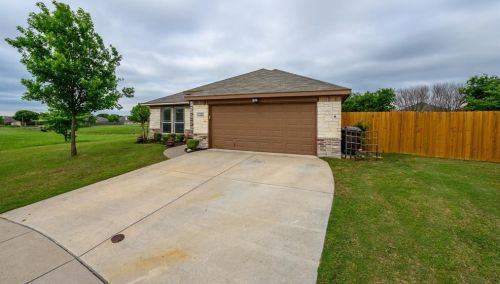 2440 Colter Ct, Fort Worth, TX 76108-6957