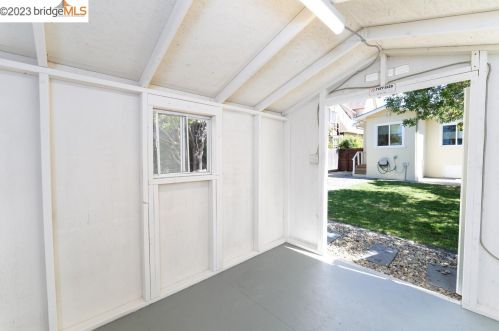 1505 Russell St, Berkeley CA 94705-2334 exterior