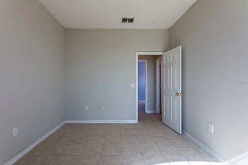 13 Inconnu Dr, Kissimmee FL  34759-4832 exterior