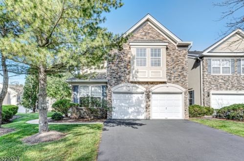 35 Ebersohl Cir, White House Station, NJ 08889-4032