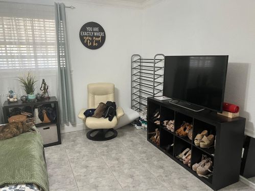 1191 53 St, Hialeah FL  33012-9005 exterior