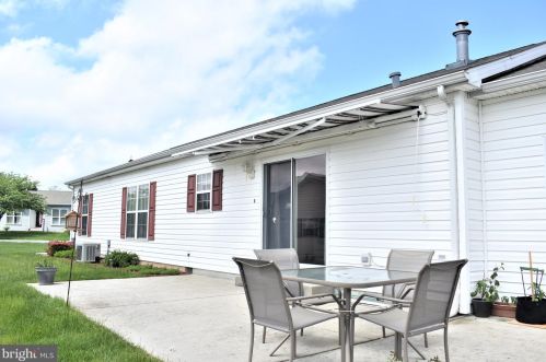 94 Whitaker Way, Camden-Wy DE  19934-4508 exterior