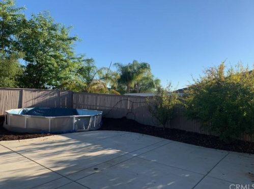 35815 Elizabeth Ln, Wildomar CA 92595-7853 exterior