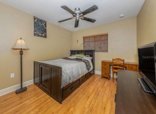 8313 Lightfoot Dr, Nokomis FL  34275-3211 exterior