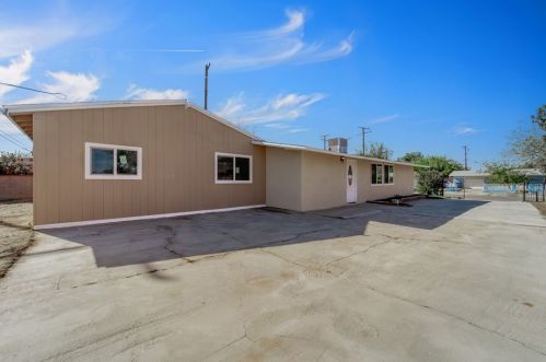 45410 Gadsden Ave, Lancaster, CA 93534-1806