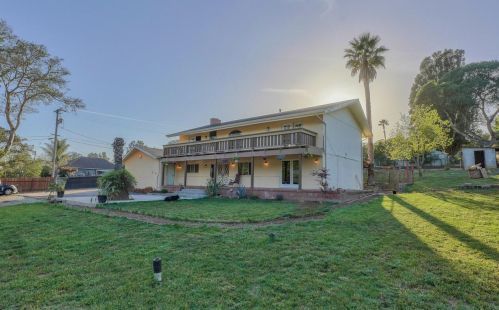 552 Carpenteria Rd, Aromas, CA 95004-9715