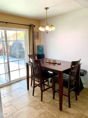 88 Pamela Ct, Santa Paula CA  93060-2400 exterior