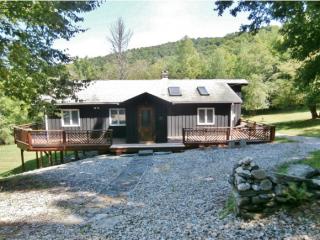 391 Weldon Rd, Sunderland VT  05250-4460 exterior