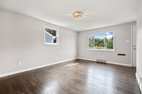 303 Violet Dr, New Kensington PA  15068-3337 exterior