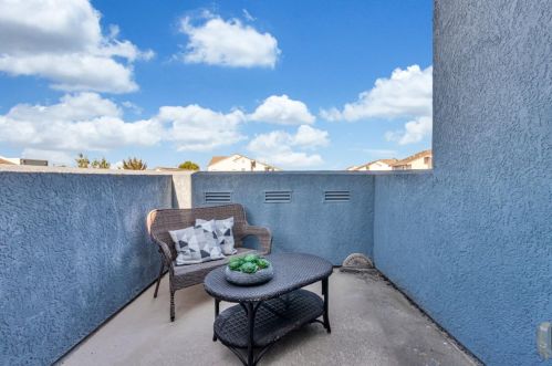 3182 Bridgeway Dr, Rancho Cordova CA  95670-6246 exterior