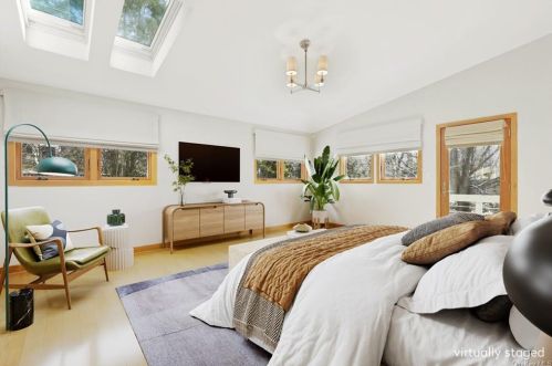 4750 Iselin Ave, Bronx NY  10471-2914 exterior