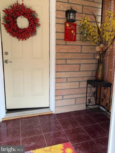 2842 Constitution Rd, Camden NJ  08104-2986 exterior