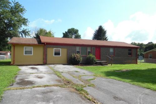384 Limbo Dr, Hillsboro, TN 37342-3553