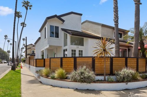628 9th St, Huntington Beach, CA 92648-4641