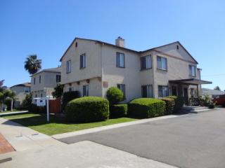 3833 Voltaire St, San Diego CA  92107-1620 exterior