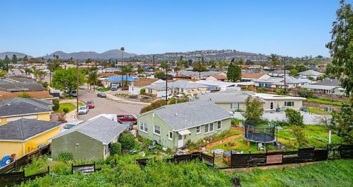 6402 Glenroy St, San Diego, CA 92120-2714