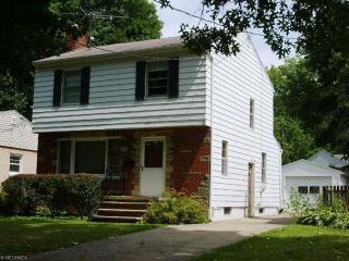 101 Beauparc Dr, Akron, OH 44313-6503