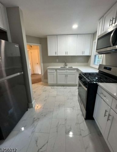 2133 Oliver St, Rahway NJ  07065-4325 exterior