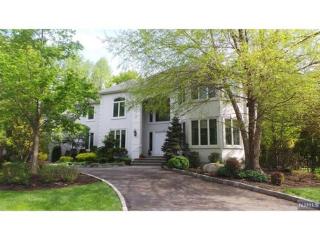 34 Corrigan Way, Westwood, NJ 07675-7062