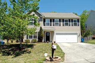 1004 Woodside Park Ln, Durham, NC 27704-6042