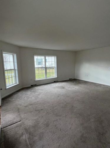 657 Winterthur Way, Easton PA  18040-7444 exterior