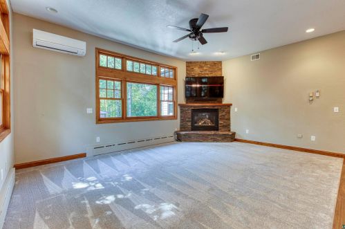 5078 Arrowhead Rd, Duluth MN 55811-1453 exterior