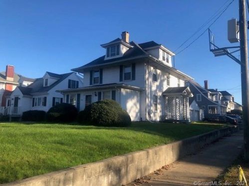 2010 Park Ave, Bridgeport, CT 06604-1910