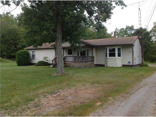 11676 Western Reserve Rd, Salem, OH 44460-7652