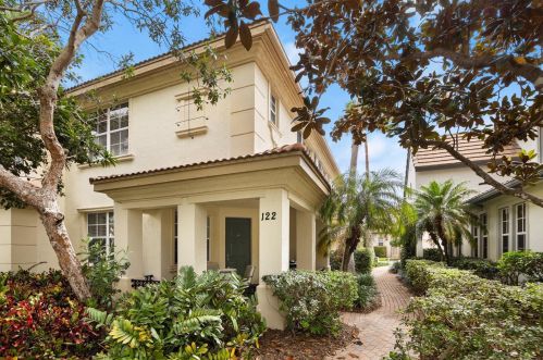 122 Evergrene Pkwy, West Palm Beach, FL 33410-1505