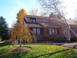 415 Deerfield Dr, Hanover, PA 17331-1368