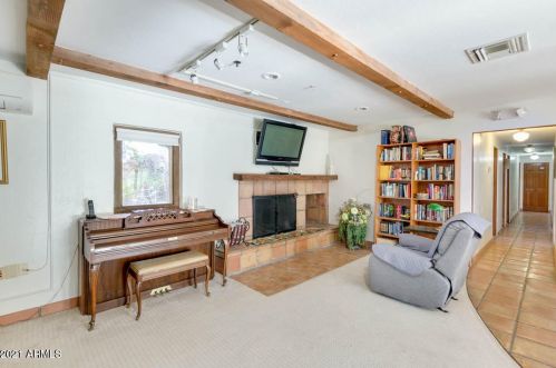 7125 Paradise Dr, Scottsdale AZ 85254-4735 exterior