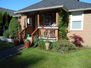 415 Monroe St, Ryderwood, WA 98581-9732
