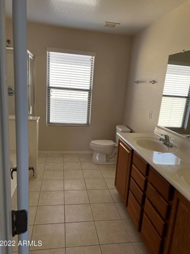8508 64 Ln, Glendale AZ  85302-4452 exterior