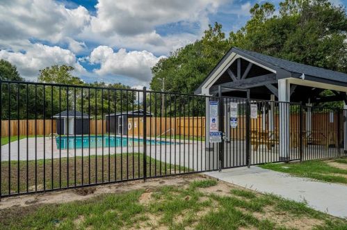 38322 Cork St, Hempstead TX  77445-7408 exterior
