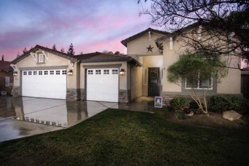 2243 Monache Ln, Porterville, CA 93257-9372