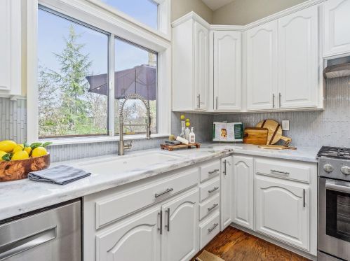 4151 Hensley Cir, Folsom, CA 95762-4273