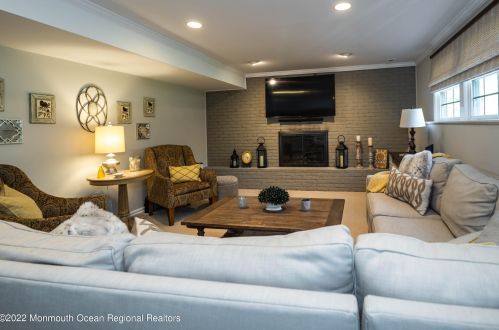 361 Dwight Rd, Middletown NJ  07748-3074 exterior