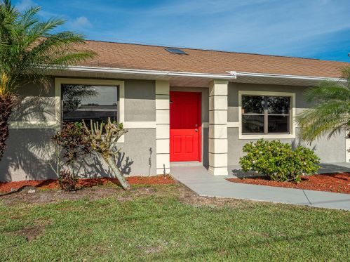 3259 Quay St, Fort Pierce, FL 34984-6518