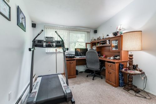 162 10th Ave, Holtsville NY  11742-2357 exterior