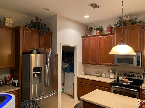 7112 Derwent Glen Cir, Land O Lakes, FL 34637-7538