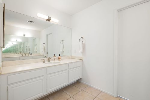 78460 Calle Felipe, La Quinta CA  92253-2369 exterior