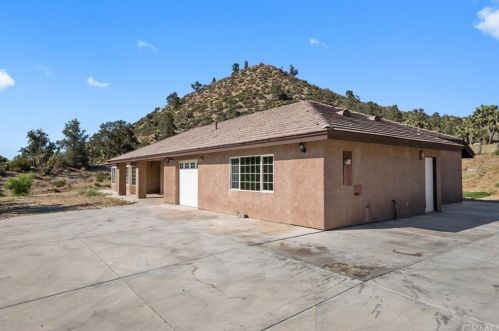 2676 Mustang Ln, Wrightwood CA  92397 exterior