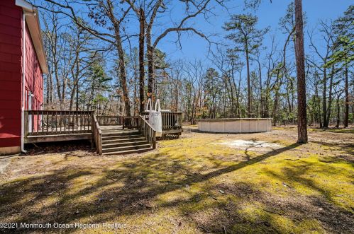 1068 Toms River Rd, Jackson Twp NJ  08527-5240 exterior