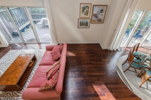 11 Poplar Ln, Morristown NJ  07960-6769 exterior