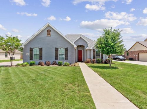 1617 Hawthorne St, Cleburne, TX 76033-6989