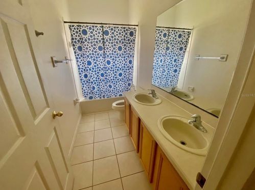 3402 Great Pond Dr, Kissimmee FL  34746-2818 exterior