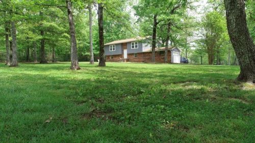 655 Lantana Dr, Crossville, TN 38572-1717