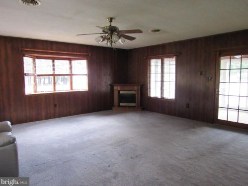 12007 Laurel Rd, Laurel DE  19956-3538 exterior