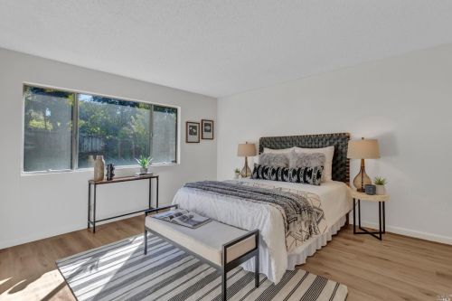 434 Brentwood Dr, Benicia CA  94510-1437 exterior